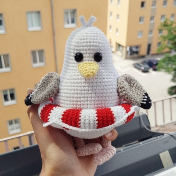 Funny seagull amigurumi pattern by KnittedStoryBears