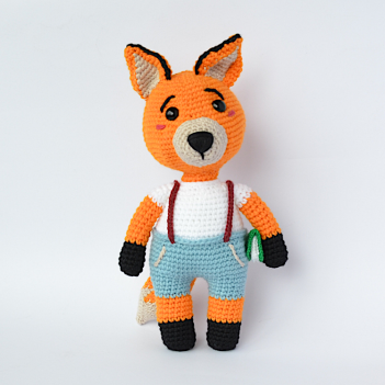Fred the Fox amigurumi pattern by Elisas Crochet