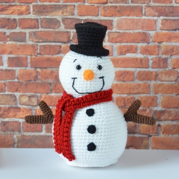 Snowman amigurumi pattern by Elisas Crochet