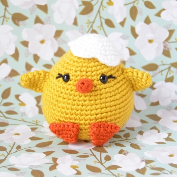 Yuri the Chick amigurumi pattern by Elisas Crochet