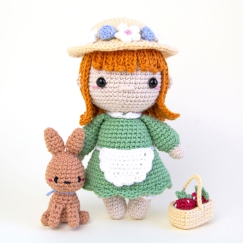 Chloe and Coco amigurumi pattern by Lemon Yarn Creations