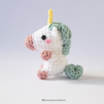 Pastel Unicorn amigurumi pattern by Lemon Yarn Creations