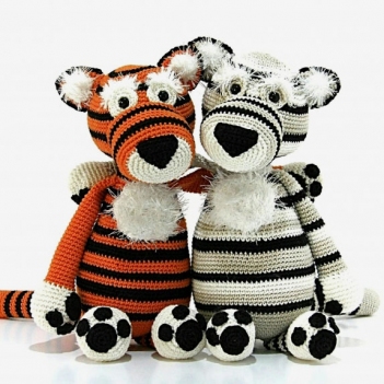 Tilly the Tiger amigurumi pattern by KateDusCrochet