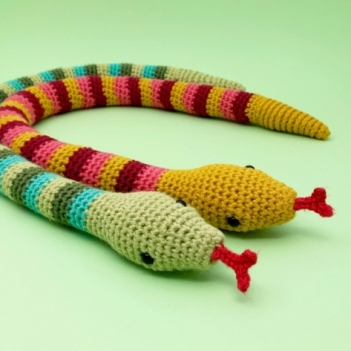 Snake amigurumi pattern by Make Me Roar