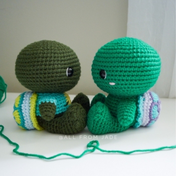Emmy & Eddy the Turtles amigurumi pattern by All From Jade