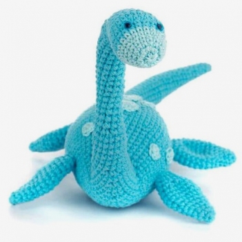 Martin the Plesiosaurs amigurumi pattern by Conmismanoss