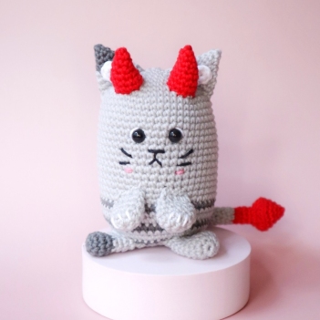 Dash the Cat amigurumi pattern