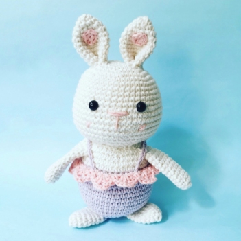 Frankie the Rabbit amigurumi pattern