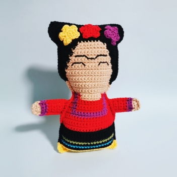 Frida the Ragdoll  amigurumi pattern by Cara Engwerda