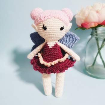 Lulu the Pixie amigurumi pattern by Cara Engwerda