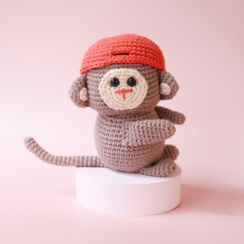 Mateo the Monkey amigurumi pattern by Cara Engwerda