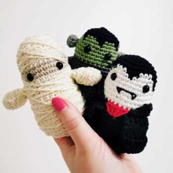 Spooky Tot Set amigurumi pattern