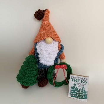 Fraser Fir the Gnome amigurumi pattern by PoseyplacebyDenise