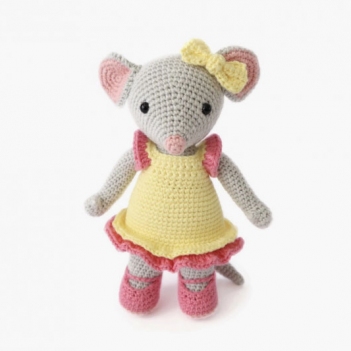 Milly the Mouse amigurumi pattern by Smiley Crochet Things
