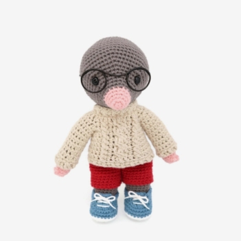 Mortimer the Mole amigurumi pattern by Smiley Crochet Things