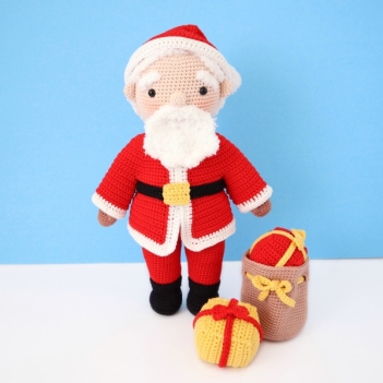 Santa Claus amigurumi pattern by Smiley Crochet Things