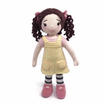 Willow Doll amigurumi pattern by Smiley Crochet Things