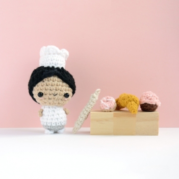 The Baker amigurumi pattern by The Wandering Deer