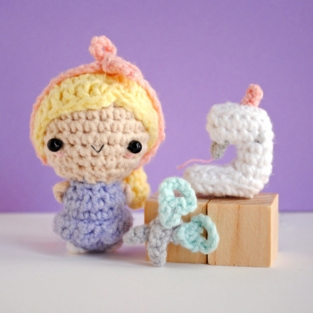 The Sewist amigurumi pattern by The Wandering Deer