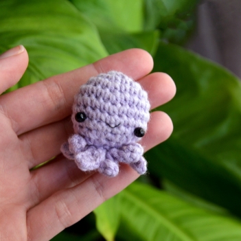 Tiny Octopus amigurumi pattern
