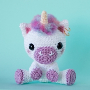 Emily, the rocker unicorn amigurumi pattern by BiaMoraes