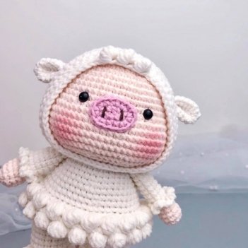 Mei The Sheep Pig  amigurumi pattern by Jenniedolly