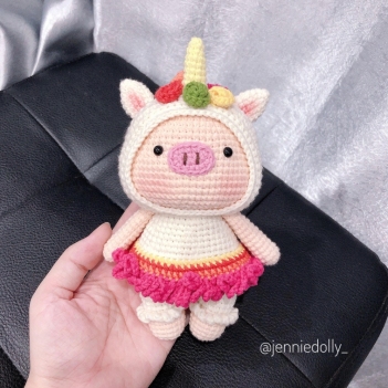 The Pony Pig  amigurumi pattern by Jenniedolly