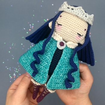 Cassiopeia the moon girl amigurumi pattern by Lise & Stitch
