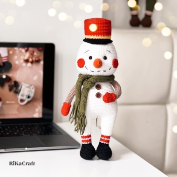 The snowman amigurumi pattern by RikaCraftVN