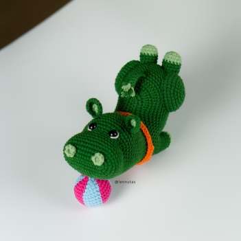 Yoga Hippo amigurumi pattern by Lennutas