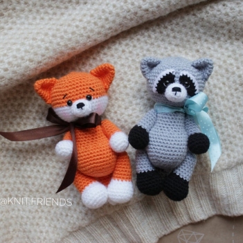 2 IN 1 Little fox and raccoon amigurumi pattern by Knit.friends