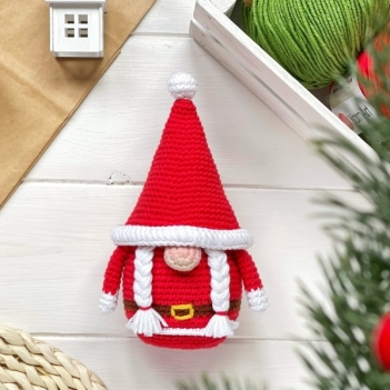 Gnome Santa amigurumi pattern by Knit.friends