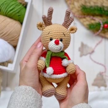 Little deer  amigurumi pattern by Knit.friends