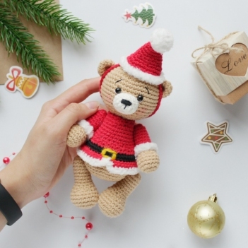Santa the bear amigurumi pattern by Knit.friends