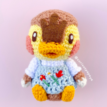 Molly amigurumi pattern by Curiouspapaya