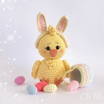 Kiki the Easter Chick and Basket amigurumi pattern by C.B.Makes