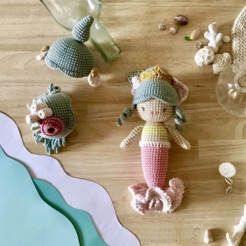 DIDI the mermaid princess amigurumi pattern by valentin.c