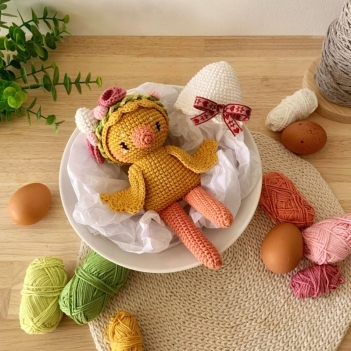 PIA the little chick amigurumi pattern by valentin.c