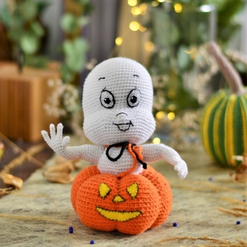 Casper the ghost amigurumi pattern by LaCigogne