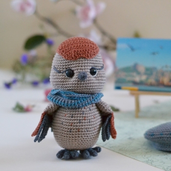 Salvi the sparrow amigurumi pattern by LaCigogne