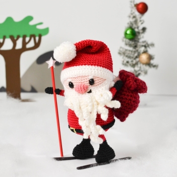 Santa Claus amigurumi pattern by LaCigogne