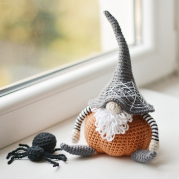 Halloween Pumpkin Gnome & Spider amigurumi pattern by FireflyCrochet