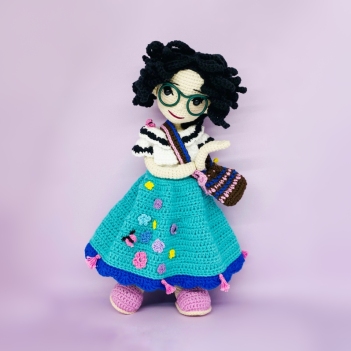 Spanish Doll amigurumi pattern by Fluffy Tummy