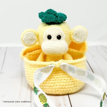 Pineapple Louie amigurumi pattern by Whimsical Yarn Creations