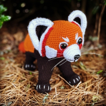 Rusty the Red Panda amigurumi pattern by Critter-iffic Crochet