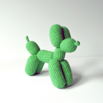 Balloon Dog amigurumi pattern by The Flying Dutchman Crochet Design