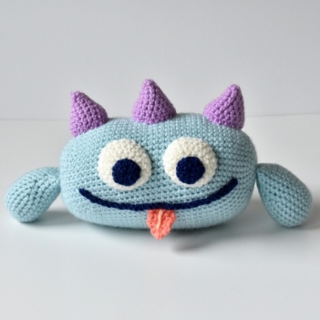 Blue Monster amigurumi pattern by The Flying Dutchman Crochet Design