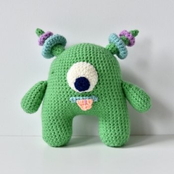 Green Monster amigurumi pattern by The Flying Dutchman Crochet Design