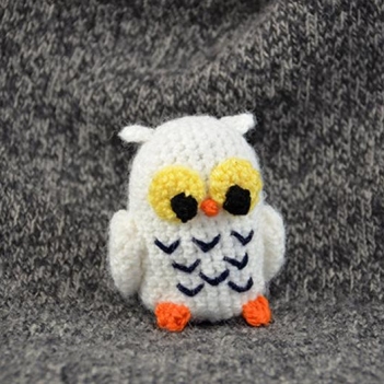 Henry the Snowy Owl amigurumi pattern by The Flying Dutchman Crochet Design