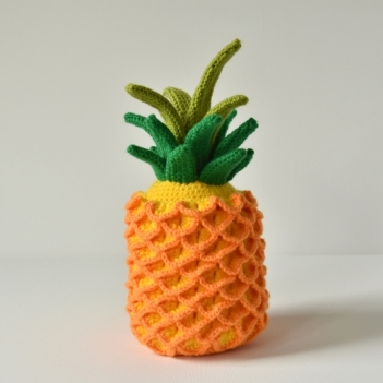 Pineapple amigurumi pattern by The Flying Dutchman Crochet Design